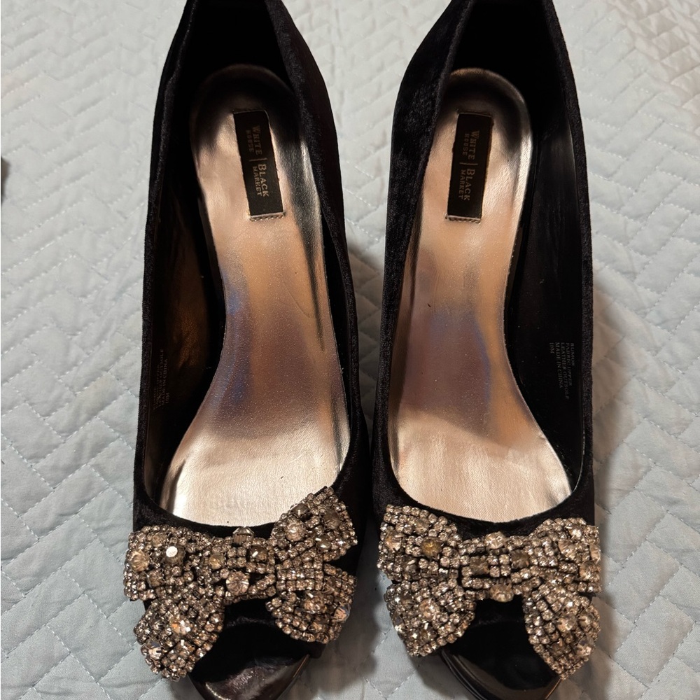 Elegant suade Black Peep-Toe Heels with Rhinestone Bow